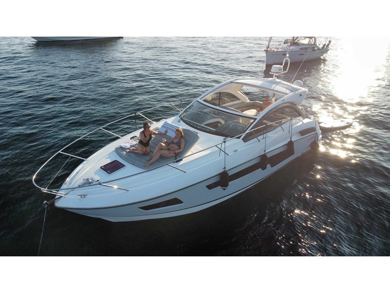 SUNSEEKER Portofino 40